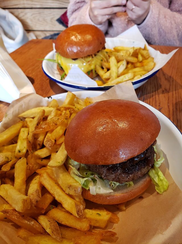 Is Honest Burger Halal?